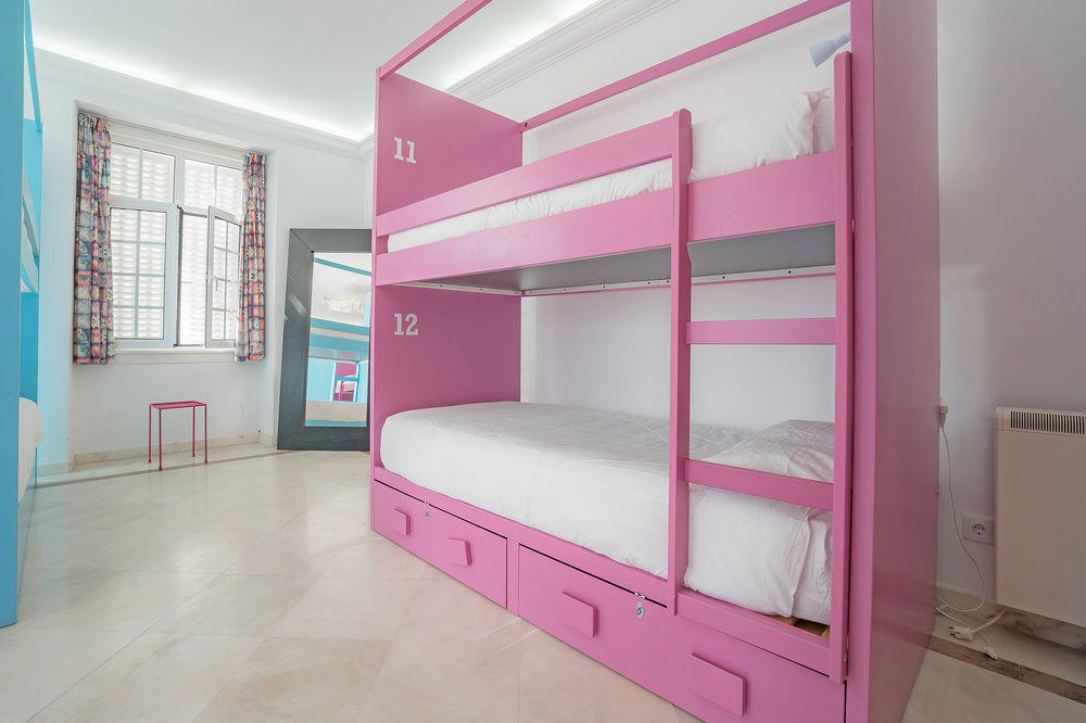 Blue Boutique Hostel & Suites Estoril Exterior photo