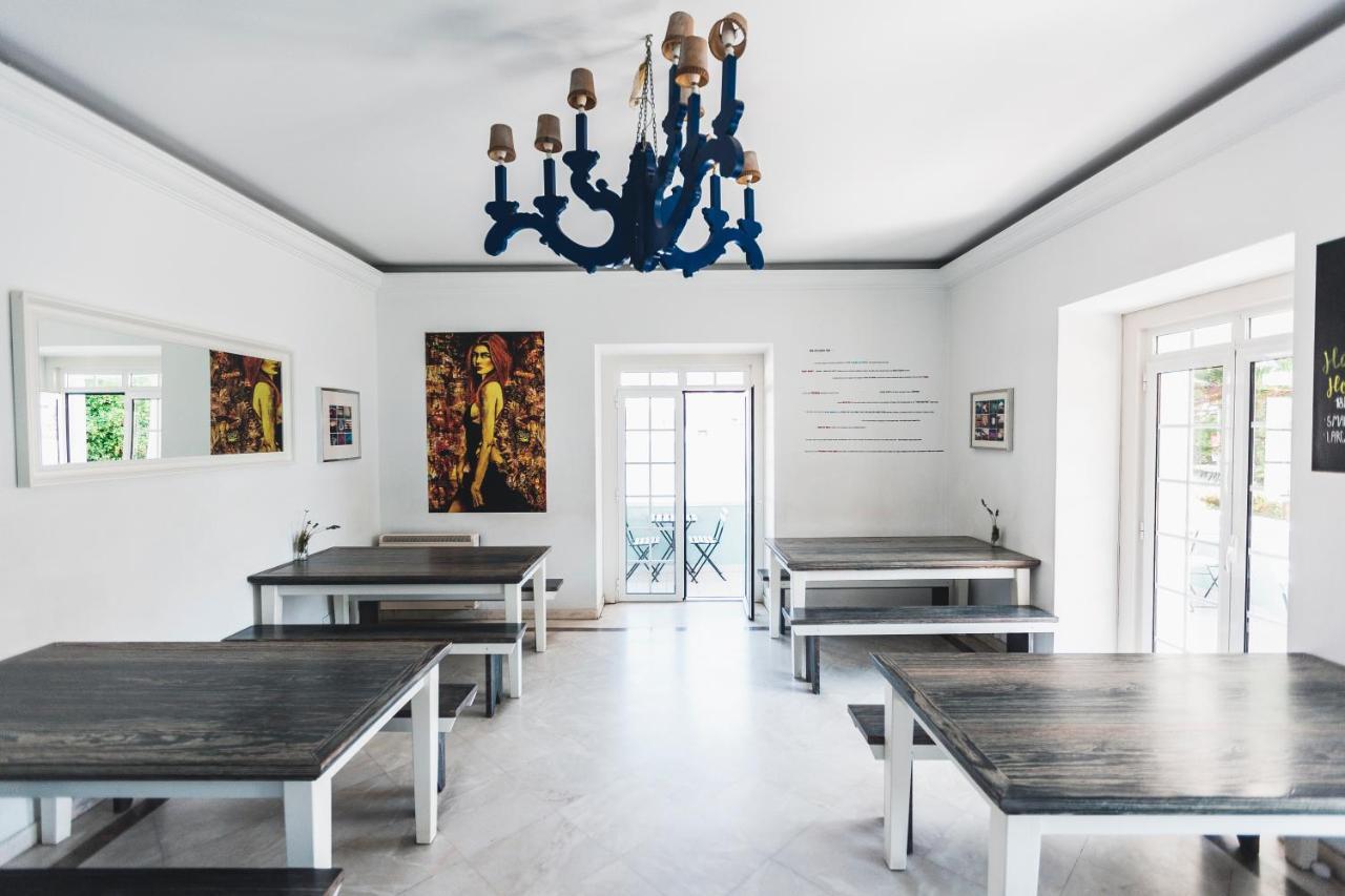 Blue Boutique Hostel & Suites Estoril Exterior photo
